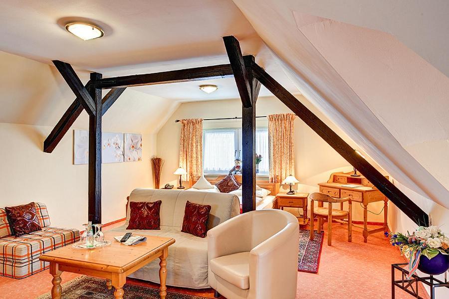 Stadthotel Detmold Ngoại thất bức ảnh