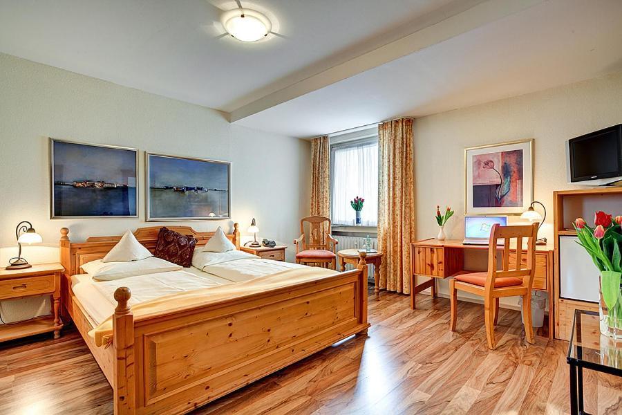 Stadthotel Detmold Ngoại thất bức ảnh