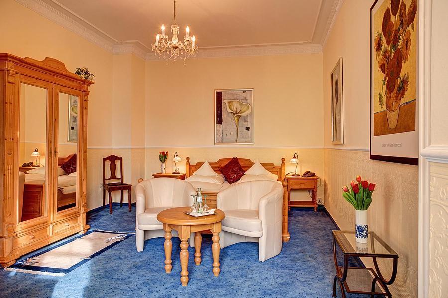 Stadthotel Detmold Ngoại thất bức ảnh